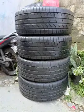 BAN 255/45 R20 ACCELERA IOTA ST68