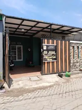 Jual rumah dan perabot jln hertasning makassar edisi mau pindah