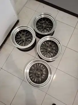 Rays 21A R17 5x114 et25 lebar 8.5 rata