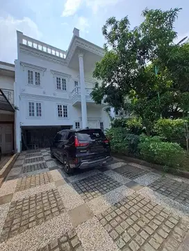 Rumah Mewah siap Huni, Bangunan Mandiri, Tenggara, diClusterModernland