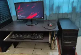 set komputer i7 870 +monitor +meja