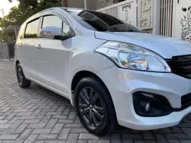 Ertiga 2016 GX Matic Istimewa original mulus