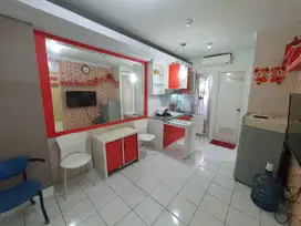 Disewakan unit apartemen 2 kamar semi furnish, tower bougenvile lt.21