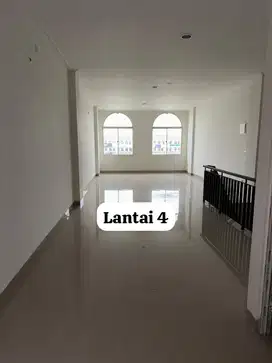 Disewakan ruko pik golf island 4,5 x15  ready dekat by the sea
