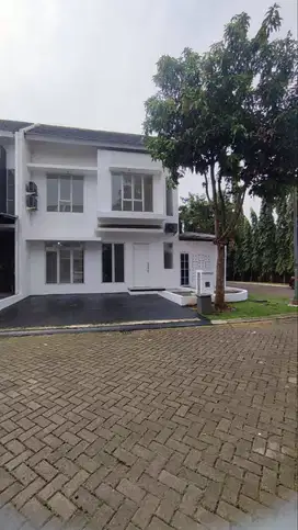Dijual Rumah Cluster The Garden, Lokasi Strategis, Siap Huni