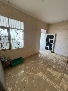 Rumah Tua strategis murah sunter