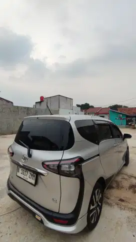 Toyota Sienta 2017 Bensin