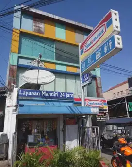 Dijual Ruko 3 lantai murah + kost di Jalan Raya Utama Bekasi Selatan
