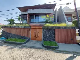 Dijual Rumah Manyar Kertoadi Surabaya