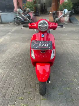Vespa LX 125 2023 Pajak Panjang