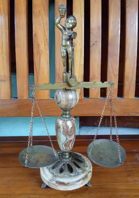 timbangan eropa onix kuningan