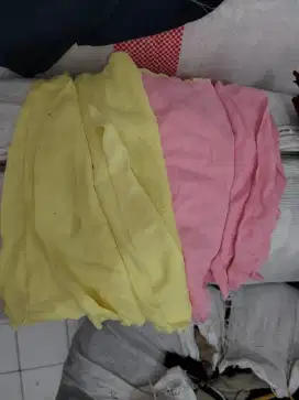 kain majun warna