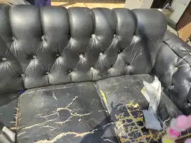 Jual rugi sofa 100 rb, jual karna mau beli baru