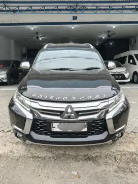 PAJERO DAKAR MATIC 2019 KM LOW