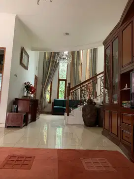 Termurah! Rumah lux 2 Lantai di Batununggal bandung