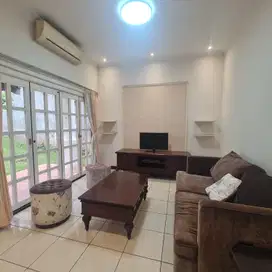 Sudah Lengkap Dengan Furniture, Rumah Cantik Di Kota Baru Parahyangan
