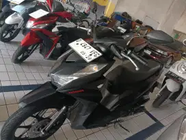 Honda Beat Deluxe 2023 Km 11rb ( Pajak Panjang sd Mei 26 )