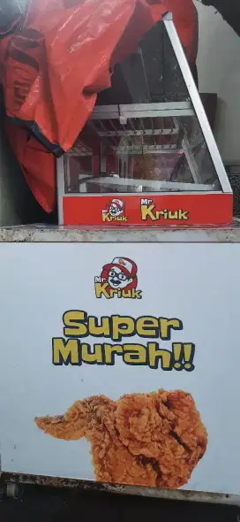 Etalase bekas ayam sama meja dan meja kompor