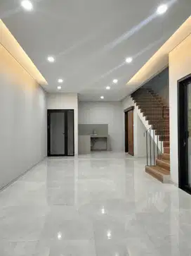 Rumah baru siap huni di cijagra buahbatu dekat RS mayapada