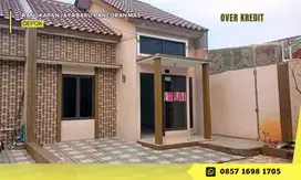 Over Kredit 85JT rumah dkt Tol di Cluster De Sulhan Residence