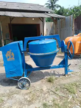 Jual Mesin Molen Cor Beton AAA Ukuran 350liter Kondisi Siap Pakai