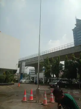 Tiang benbendera setainlis 2 1/2 in ke 2 in panjang 6 mter