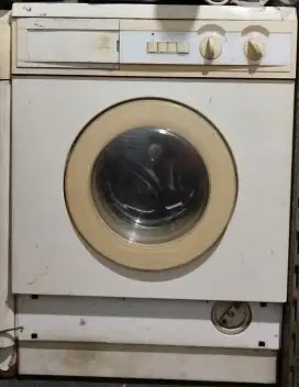 Mesin Cuci Electrolux otomatis Rusak
