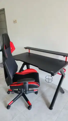 Di Jual Meja Gaming Informa Set Lengkap
