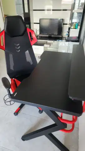 Di Jual Meja Gaming Informa Set Lengkap