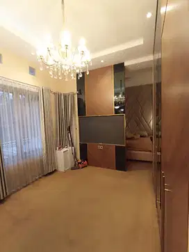 Dijual Rumah Rapi Cantik Siap Huni Villa Melati Mas, Tangerang Selatan