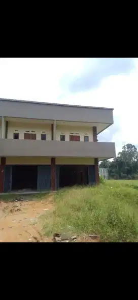Ruko 2 pintu tepi jalan raya kakap pal 7 pontianak