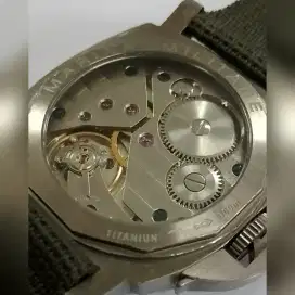 Jam tangan titanium diver 44mm