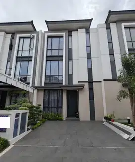 Dijual Cepat Rumah Modern 2 Lantai Di Cluster Sentarum JGC Cakung