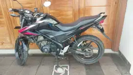 CB 150 R old 2014 Hitam List merah