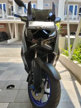 Dijual Yamaha Xmax Connected 2025 kondisi baru, KM rendah, plus bonus!