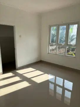 Mekarsari Regency Disewa Rumah Siap Huni One Gate System Nyaman & Aman
