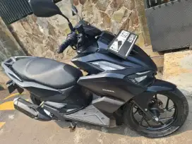Jual cepat Vario 160 CBS warna Hitam NIK Sept 2023 Odo 20K