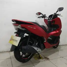 HONDA PCX 150 CBS TAHUN 2020 BISA CASH, KREDIT ATAU TUKAR TAMBAHAN