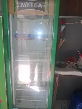 Showcase / Chiller Pendingin Minuman