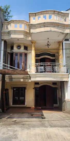 Rumah 2 Lantai Harga Di Bawah Njop Di Kelapa Gading S8705