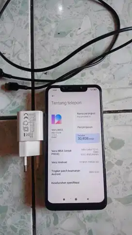 Poco f16/64 hp charger