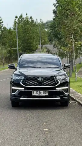 Toyota Kijang Innova  Zenix Q Matic 2023 KmRendah
