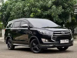 Innova Venturer AT 2018 Hitam Metalik  NEGO SAMPE JADI