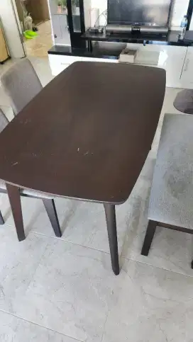 Di Jual Set Meja Makan Ori Informa,1 Meja,2 Kursi,1 Bench,Hrg 3,2 Jt