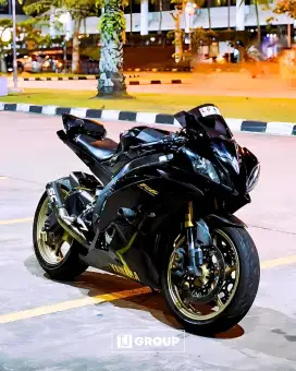 FOR SALE!! R6 2010