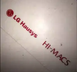 Top Table LG Hausys’ HI-MACS warna putih