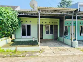DIJUAL RUMAH MURAH SIAP HUNI DEKAT LRT