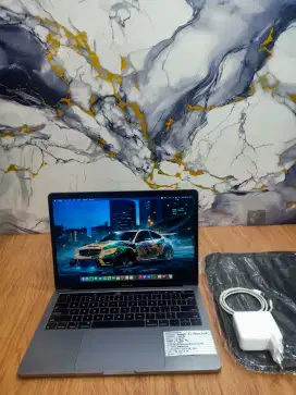 Jual Cepat! Macbook Pro Retina 13 2018 Core i5