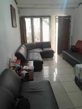 Dijual Rumah 2 Lantai di Jalan Cibangkong (Gang Deme) Gatot Subroto
