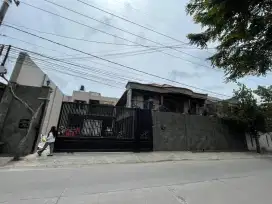 RUMAH MEWAH COCOK UNTUK USAHA DAN TEMPAT TINGGAL